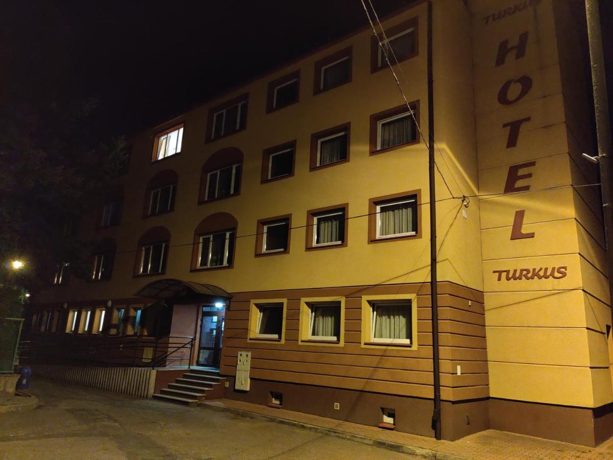 Hotel Turkus Jarosław Kültér fotó